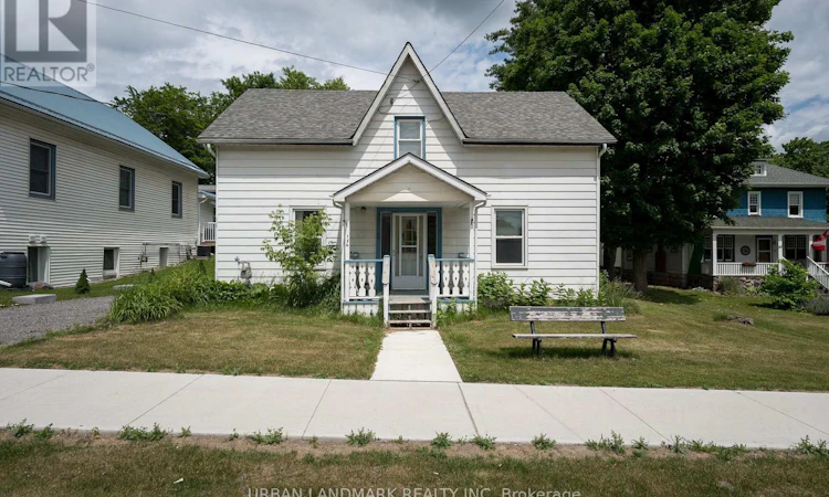 136 St Lawrence Street