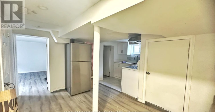BASEMENT A-1018 Kennedy Road, Toronto, ON, M1K 2E8 - 6