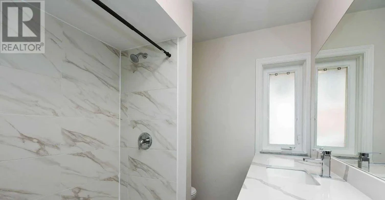 90 Centre Avenue N, Toronto, ON, M2M 2L6 - 20