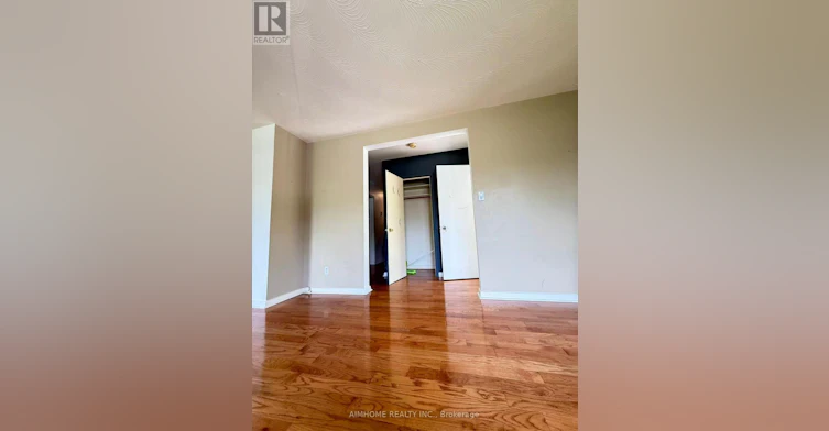 MAIN-256 Patricia Avenue, Toronto, ON, M2M 1J8 - 13