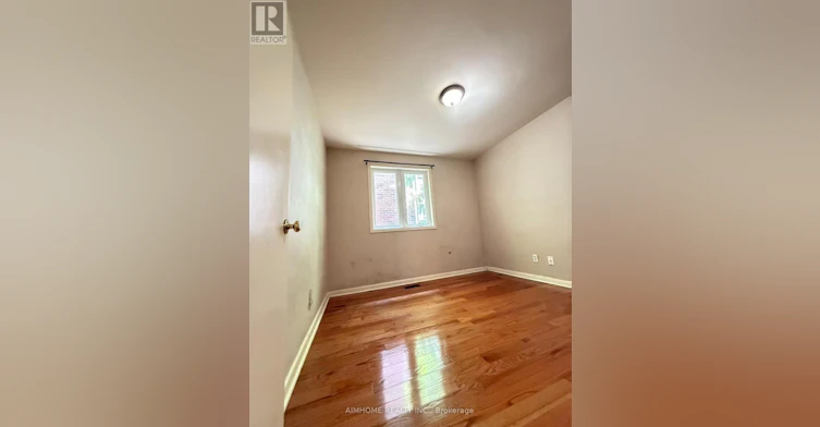 MAIN-256 Patricia Avenue, Toronto, ON, M2M 1J8 - 14