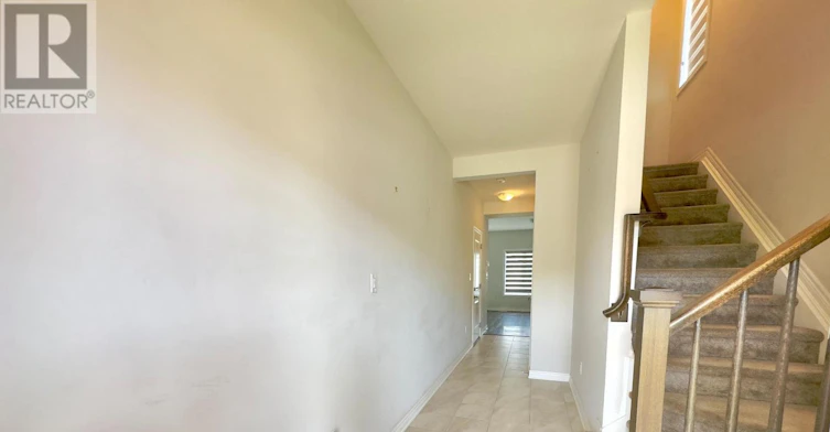 93 Sunflower Place, Welland, ON, L3C 0H8 - 2