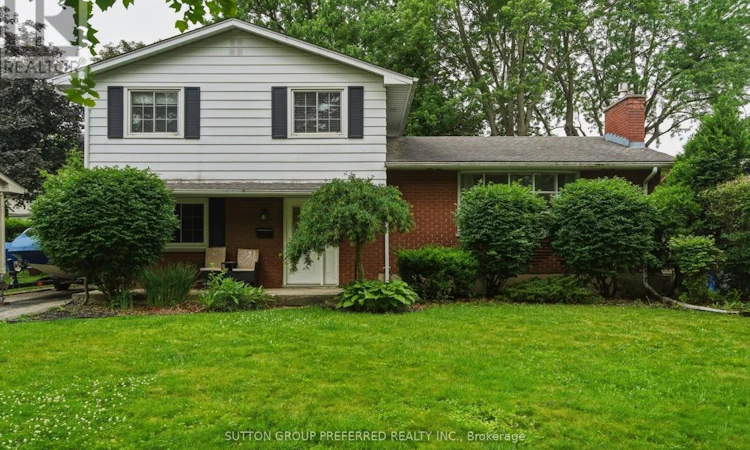 569 Viscount Road