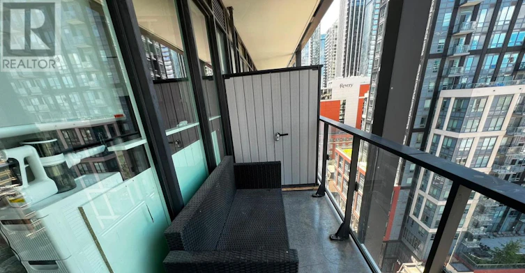 1202-125 Peter Street, Toronto, ON, M5V 0M2 - 12