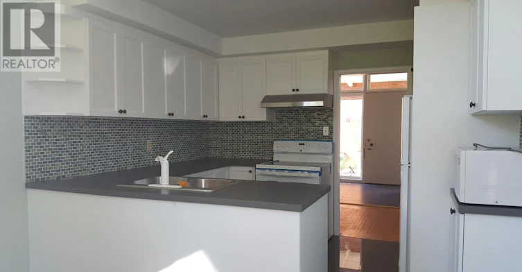 63 Banbury Road, Toronto, ON, M3B 2K9 - 5