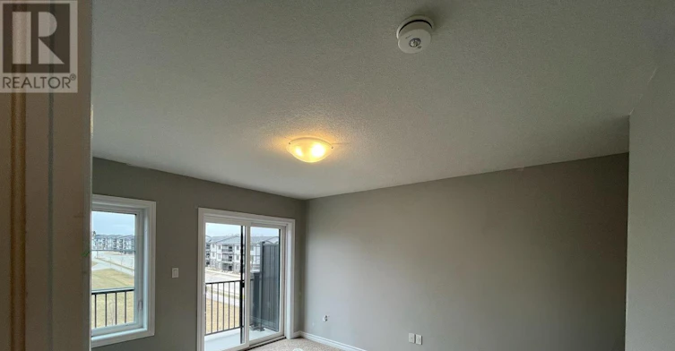 8 Lomond Lane, Kitchener, ON, N2R 0T6 - 10