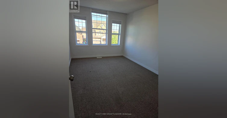 MAIN Upper Floors 218 Tremaine Crescent, Kitchener, ON, N2A 4L9 - 15