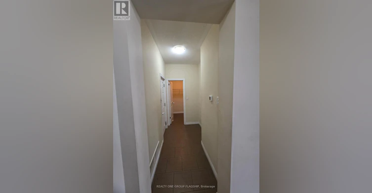 MAIN Upper Floors 218 Tremaine Crescent, Kitchener, ON, N2A 4L9 - 10
