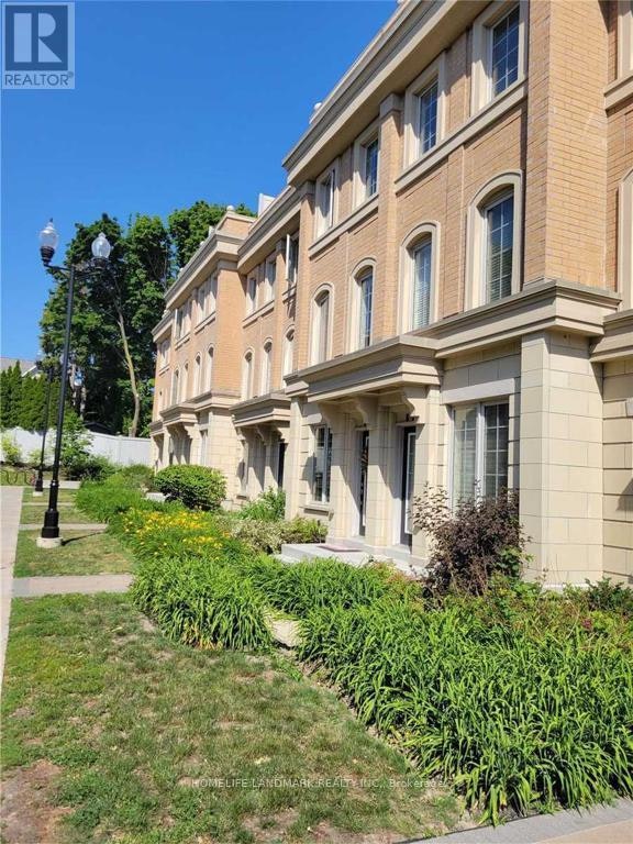 4-50 Hargrave Lane, Toronto, ON, M4N 0A4