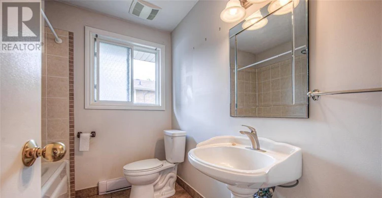 62 Scenic Drive, Kitchener, ON, N2A 2P6 - 12