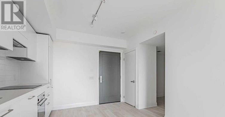 409-33 Frederick Todd Way, Toronto, ON, M4G 0C9 - 7