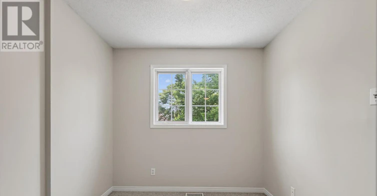 130 College Circle, Ottawa, ON, K1K 4R9 - 30