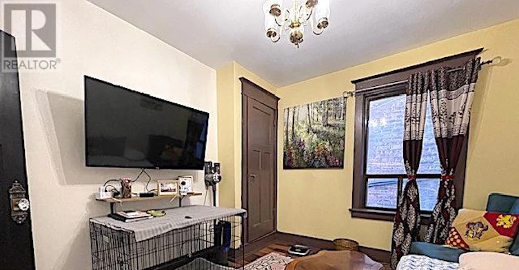 29 Appleton Avenue, Toronto, ON, M6E 3A4 - 26