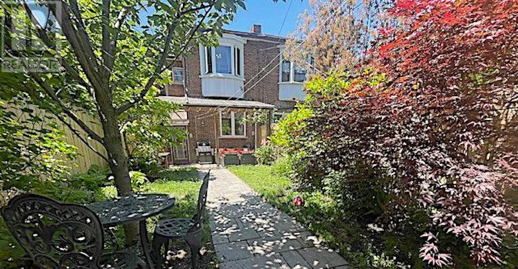 29 Appleton Avenue, Toronto, ON, M6E 3A4 - 49