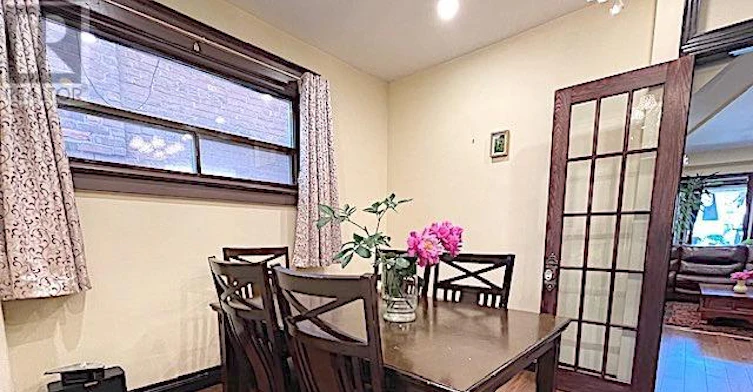 29 Appleton Avenue, Toronto, ON, M6E 3A4 - 9
