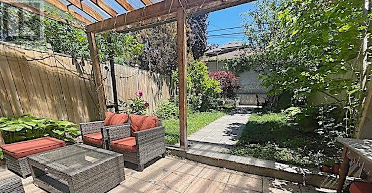 29 Appleton Avenue, Toronto, ON, M6E 3A4 - 47