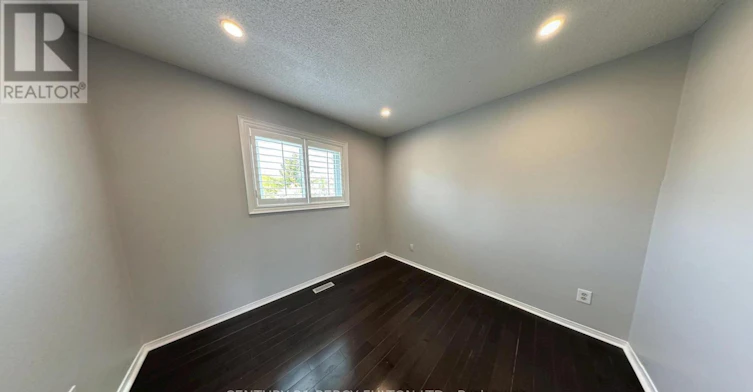 54 Rolling Acres Drive, Whitby, ON, L1R 2B8 - 12