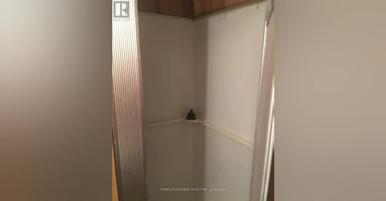 969 Davis Drive, Newmarket, ON, L3Y 2R7 - 7