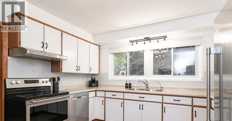 1174 Heritage Road, Kingsville, ON, N9Y 2E6 - 5