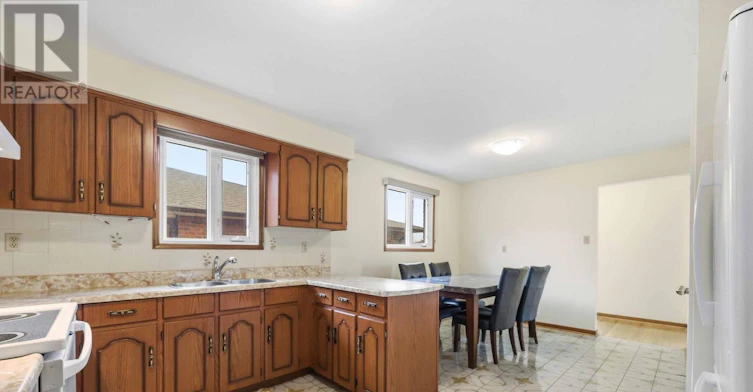 A - UPPER-49 Sentinel Road, Toronto, ON, M3J 3E4 - 14