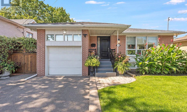2894 Weston Road