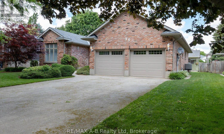 38 Murray Hill Road