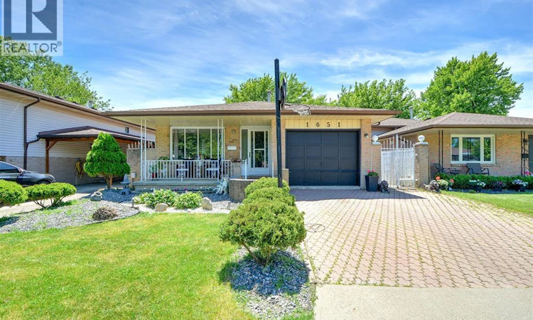 1651 Courtland