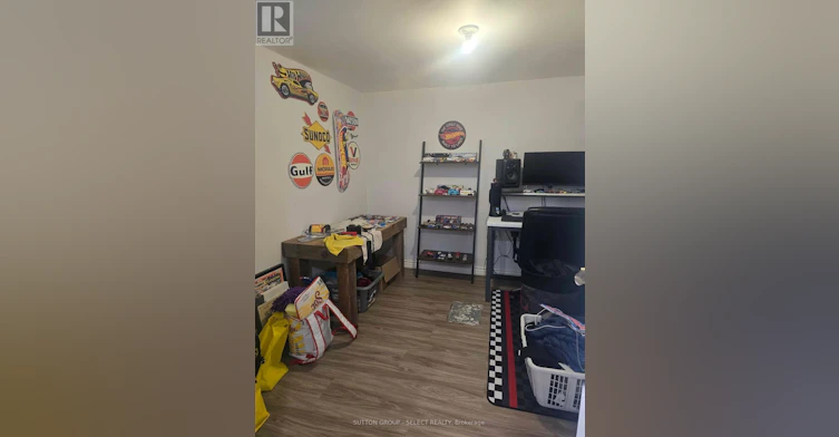 566 Chester Street, London, ON, N6C 2J9 - 11