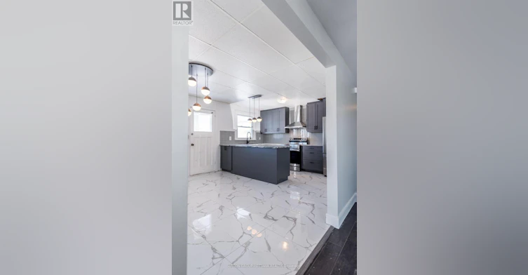 2-2419 Page Road, Ottawa, ON, K1W 1H2 - 3