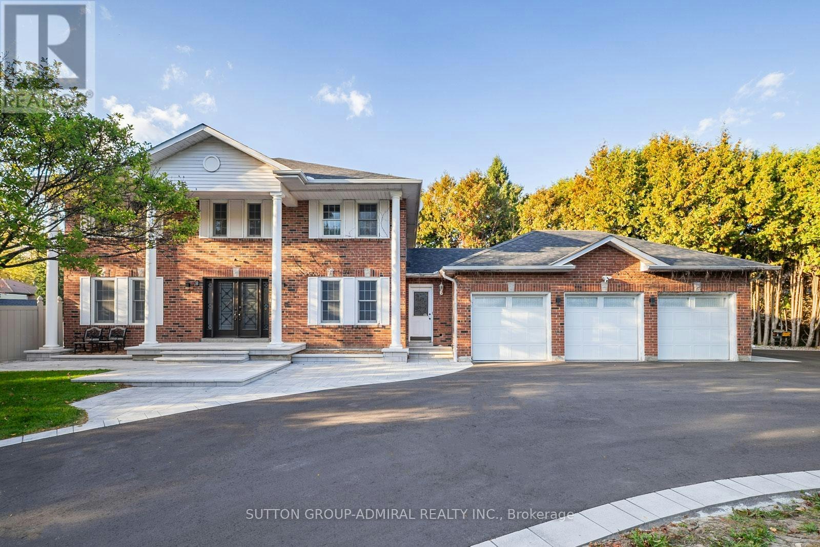 8 Beaufort Hills Road, Richmond Hill, ON, L4E 2N5