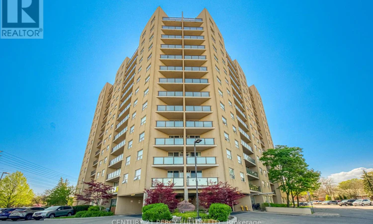 1004-2 Westney Road N