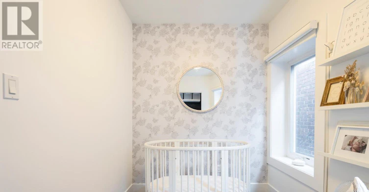 2 Rushbrooke Avenue, Toronto, ON, M4M 3A9 - 23