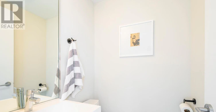 2 Rushbrooke Avenue, Toronto, ON, M4M 3A9 - 15