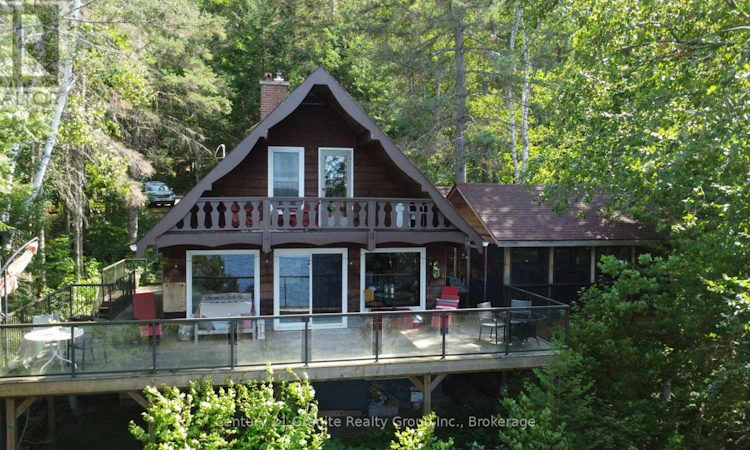 1038 Broken Paddle Road