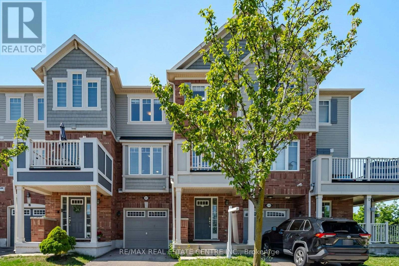 221 Slingsby Landing, Milton, ON, L9T 8N5