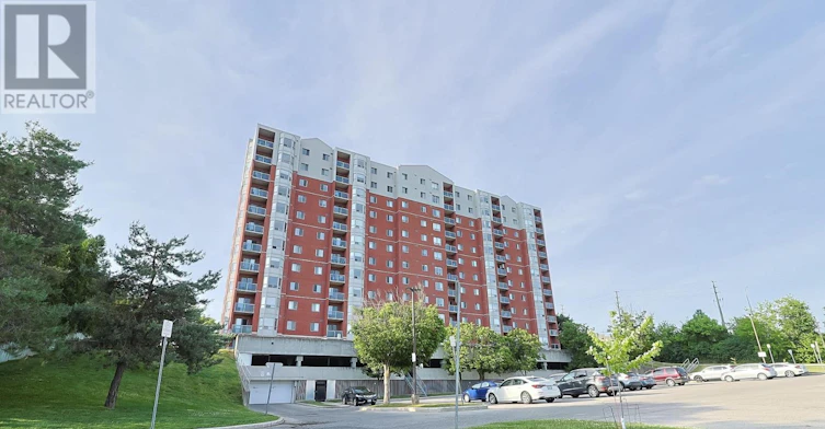 1001-30 Chapman Court, London, ON, N6G 4Y4