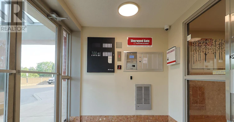 1001-30 Chapman Court, London, ON, N6G 4Y4 - 4