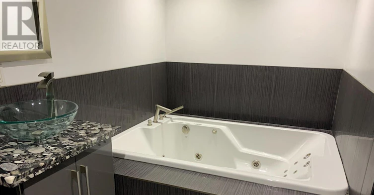 4-243 Huron Street, Oshawa, ON, L1H 5E5 - 17