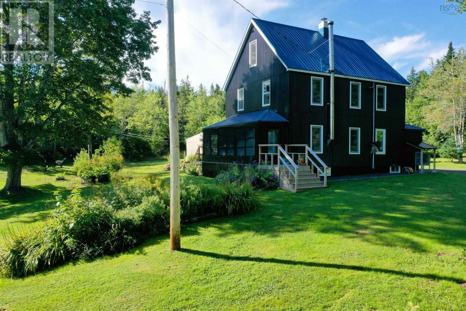 2716 Side Middle River Road West, Middle River, NS, B0E 1B0
