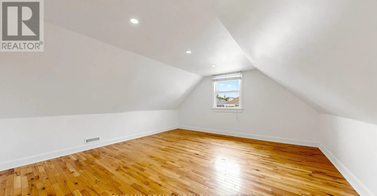 384 Whitmore Avenue, Toronto, ON, M6E 2N4 - 18