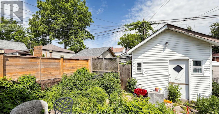 384 Whitmore Avenue, Toronto, ON, M6E 2N4 - 24