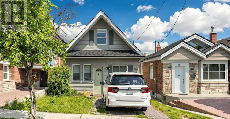 384 Whitmore Avenue, Toronto, ON, M6E 2N4