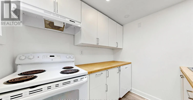 384 Whitmore Avenue, Toronto, ON, M6E 2N4 - 12