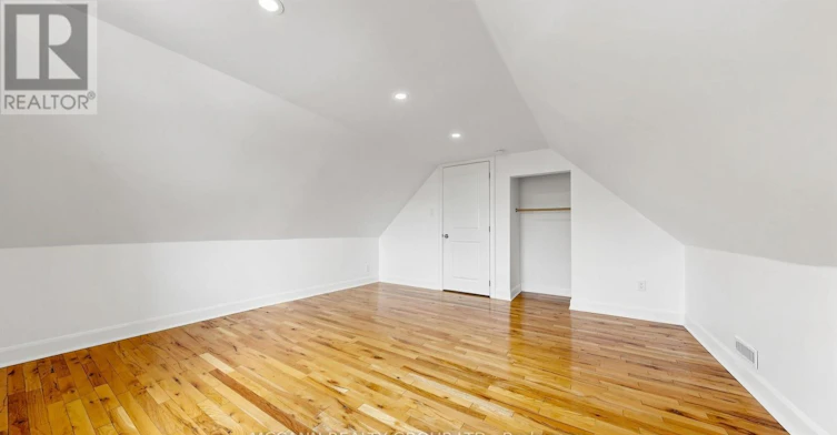 384 Whitmore Avenue, Toronto, ON, M6E 2N4 - 20
