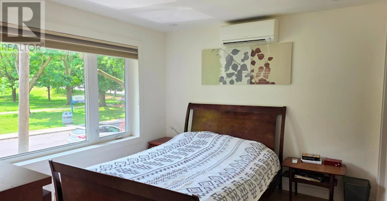 24 Morningside Avenue, Toronto, ON, M6S 1C3 - 4