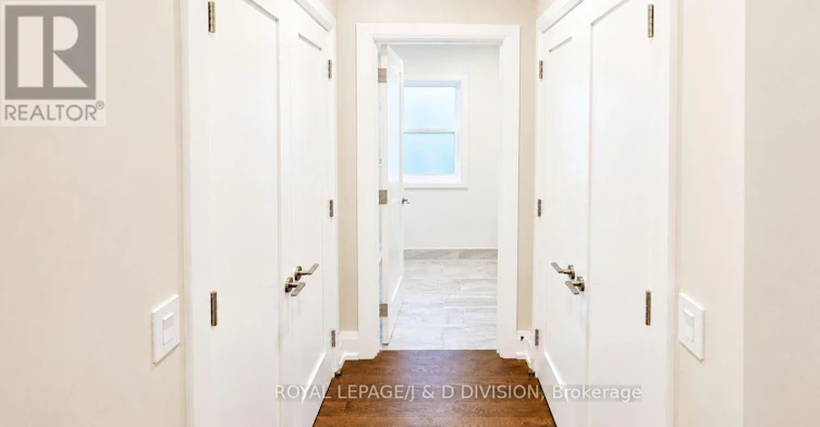 202-2579 Yonge Street, Toronto, ON, M4P 2J1 - 17