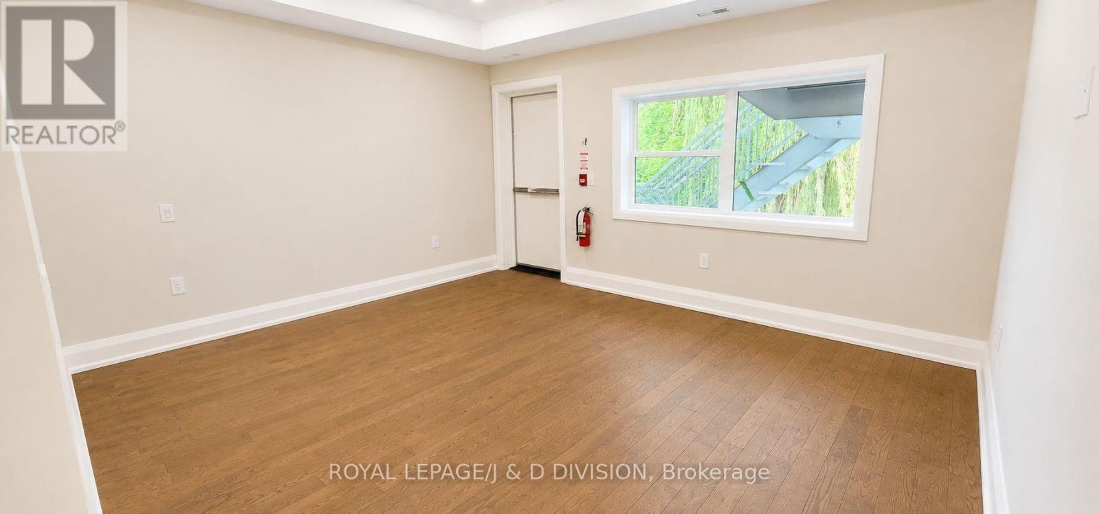 202-2579 Yonge Street, Toronto, ON, M4P 2J1 - 16