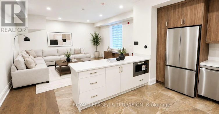 202-2579 Yonge Street, Toronto, ON, M4P 2J1 - 4