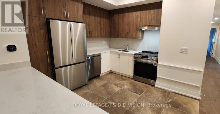 202-2579 Yonge Street, Toronto, ON, M4P 2J1 - 11