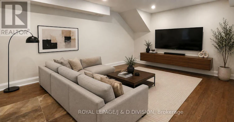 202-2579 Yonge Street, Toronto, ON, M4P 2J1 - 2